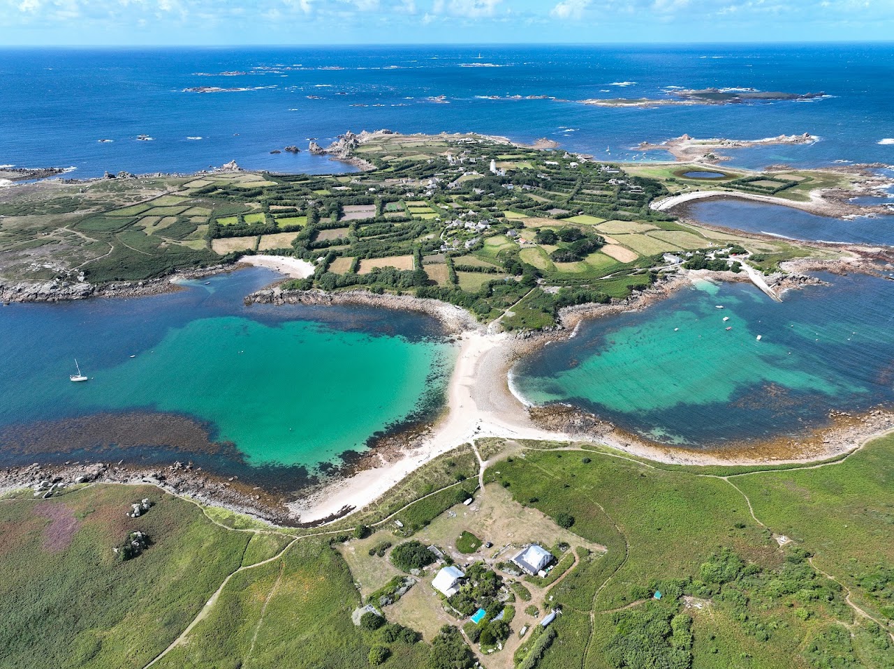 The Bar and Cove Vean