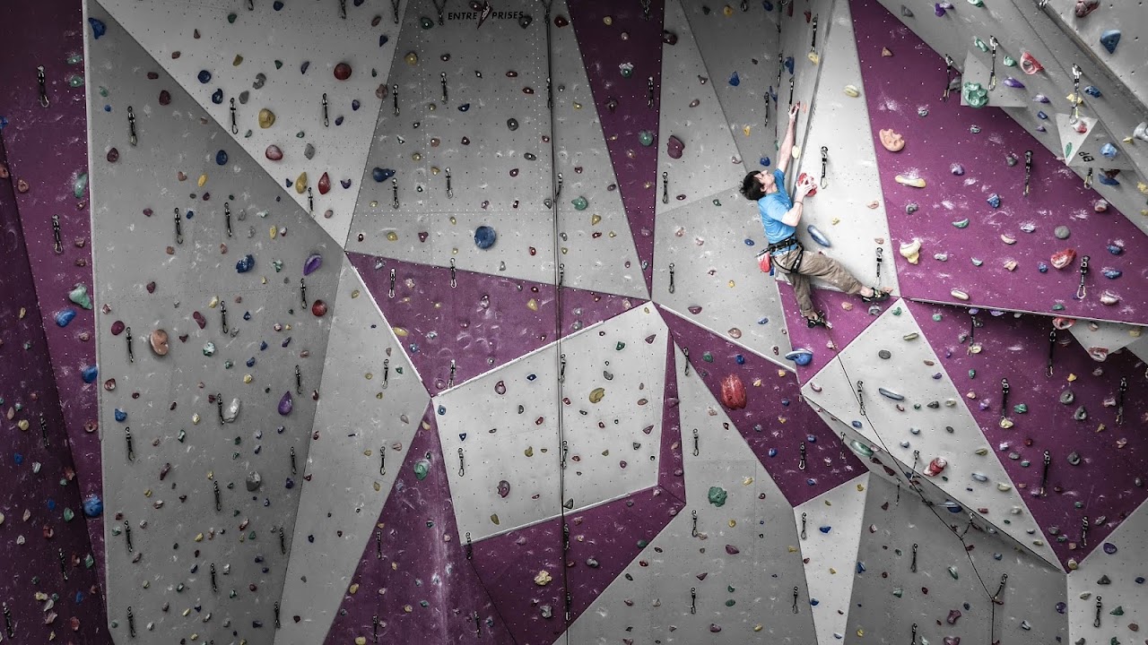 The Boardroom Climbing