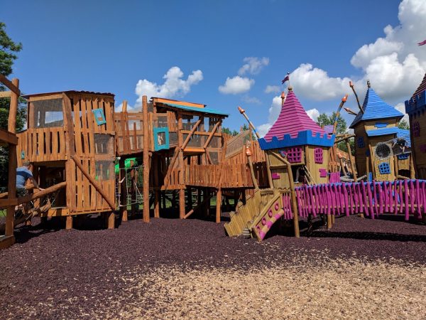 Twinlakes Park