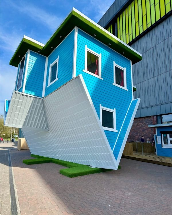 Upside Down House Metrocentre