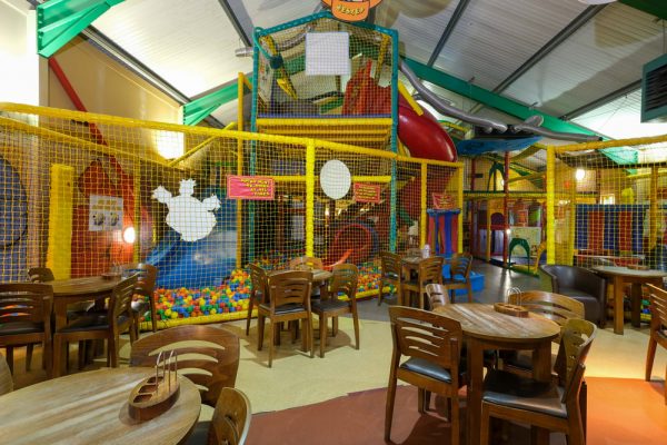 Wacky Warehouse - Chequers