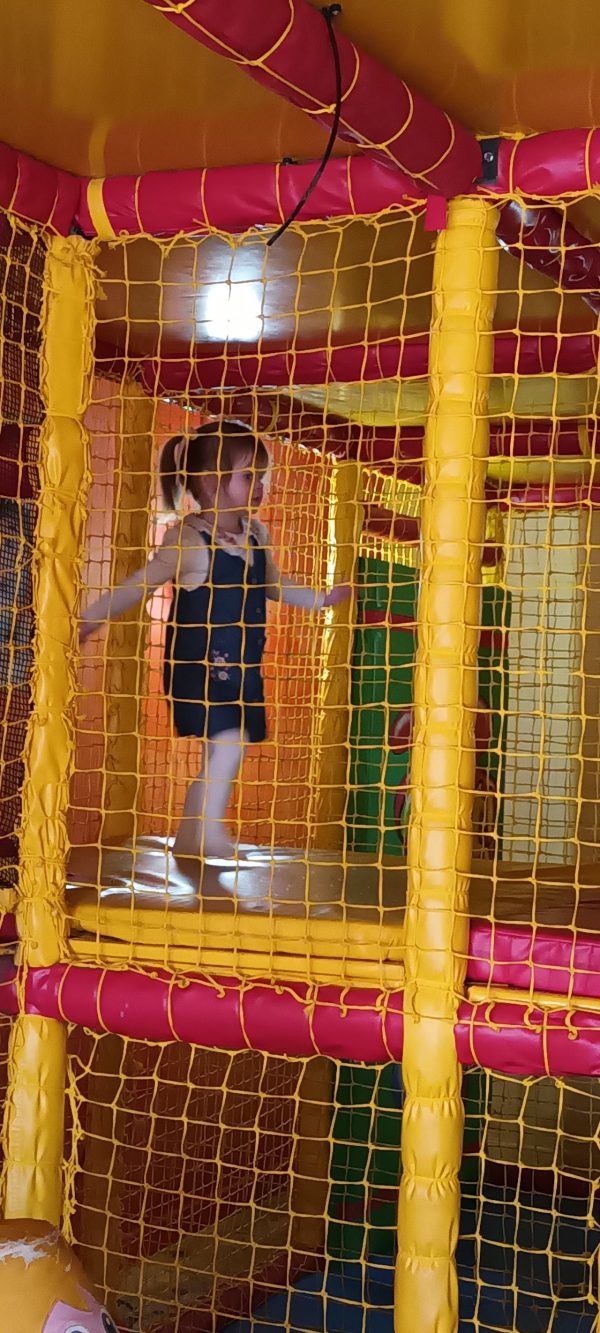 Wacky Warehouse - Mottram Wood