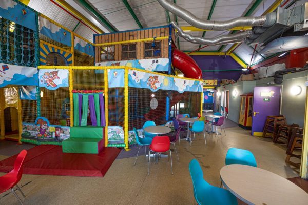 Wacky Warehouse - Red Robin