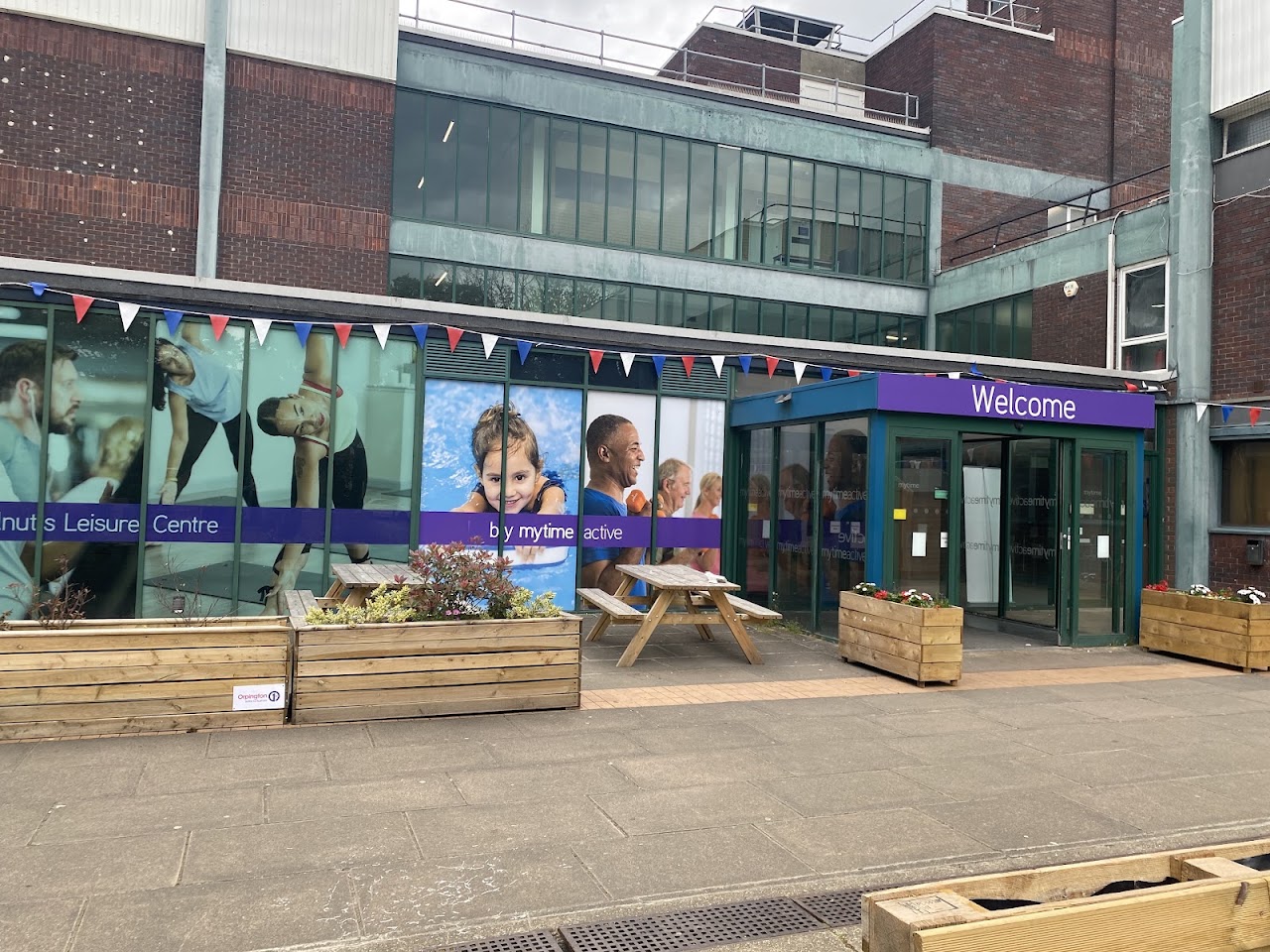 Walnuts Leisure Centre
