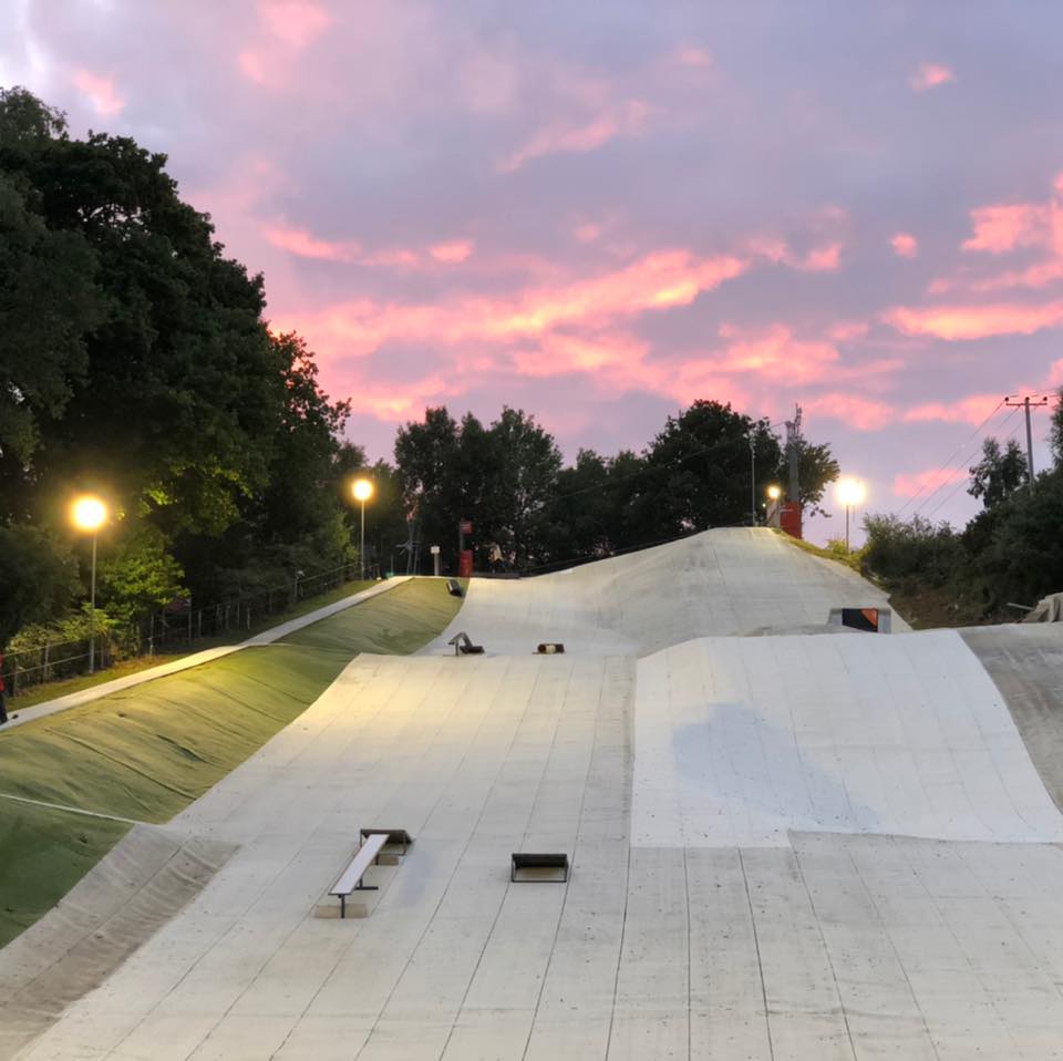Warmwell Snowsports Centre