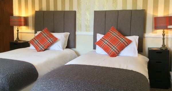 Aberllynfi Riverside Glamping
