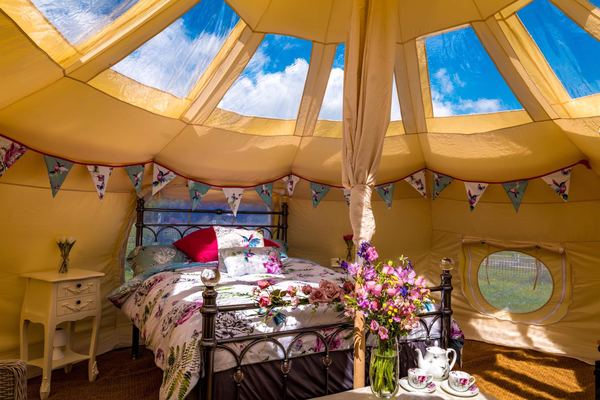Ashleigh Farm Caravan and Glamping