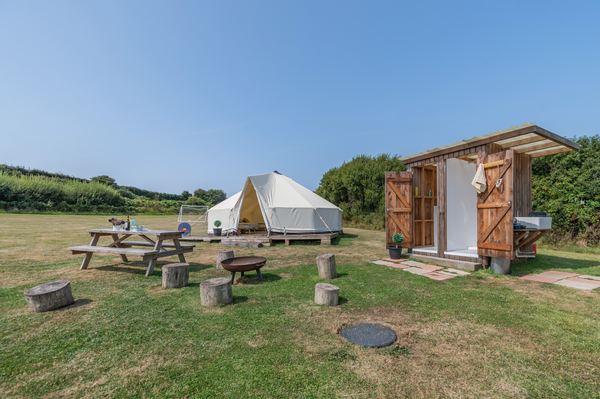 Beachside Glamping Dale