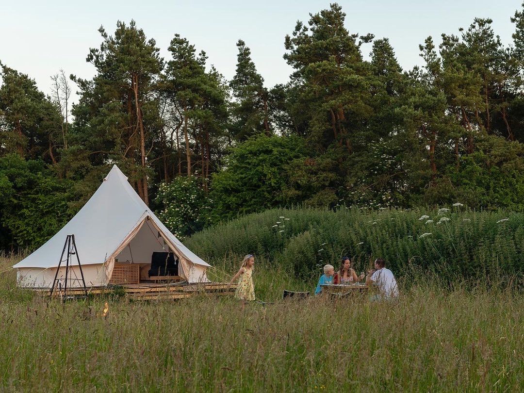 Big Skies - Cotswold Glamping