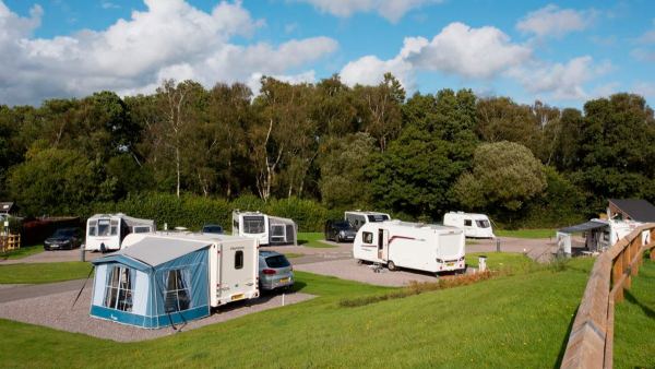 Black Knowl Caravan and Motorhome Club Site