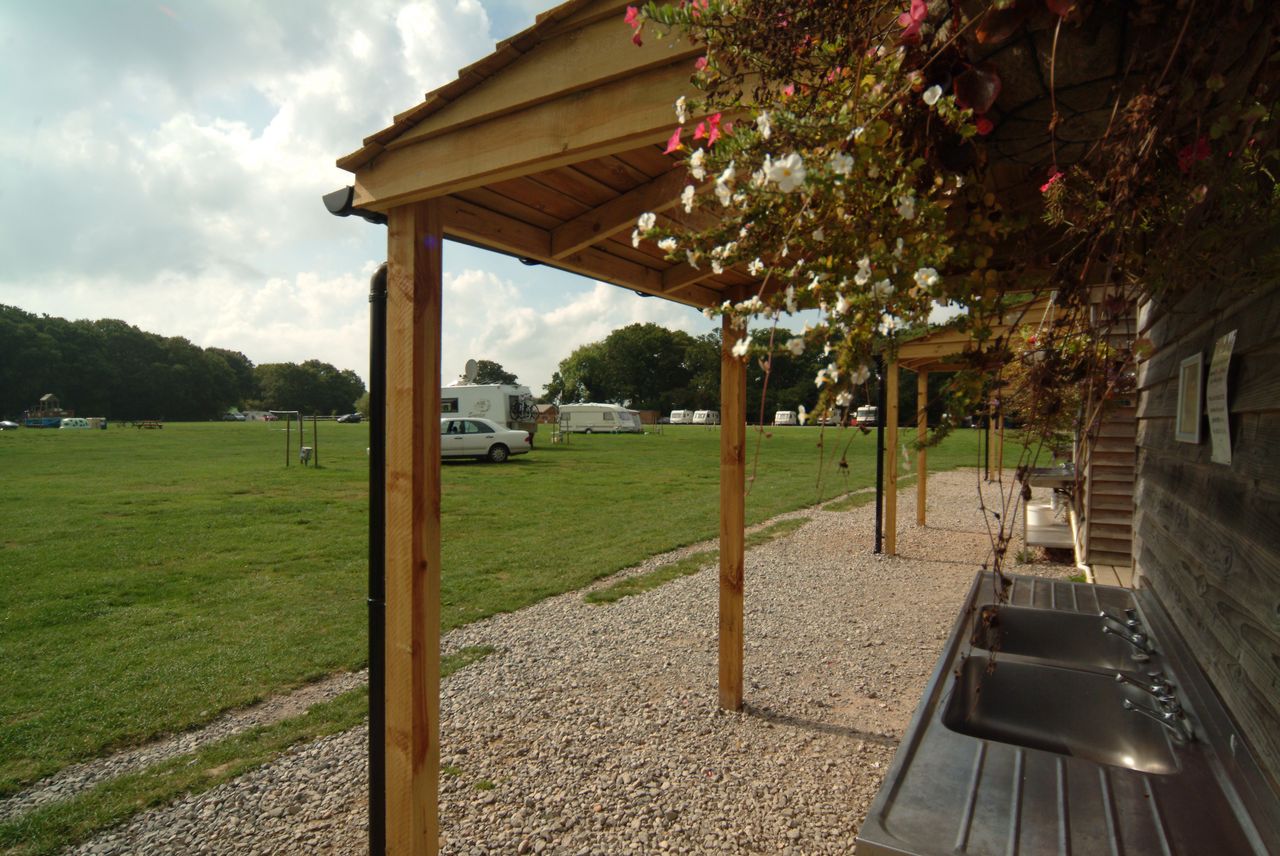 Blacklands Farm Caravan and Camping