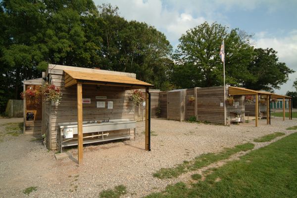 Blacklands Farm Caravan and Camping