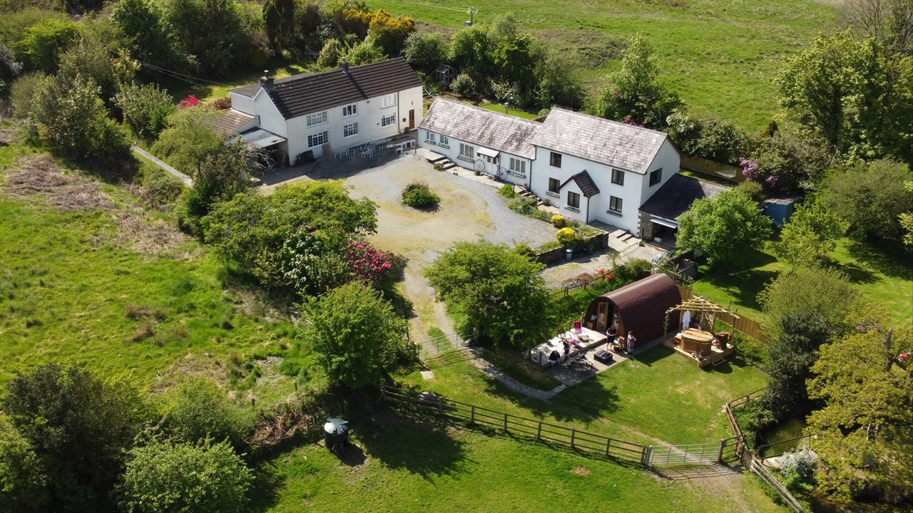 Blaencwm Cottages