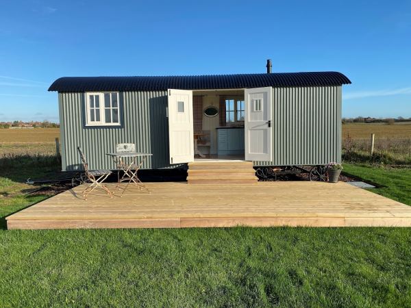 Bluebell Shepherd's Hut