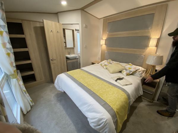 Broadland Sands Holiday Park