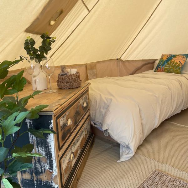 Broadleaves Glamping