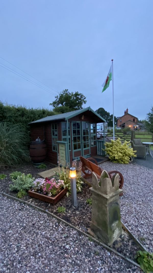 Brunette Cottage Caravan Park CL