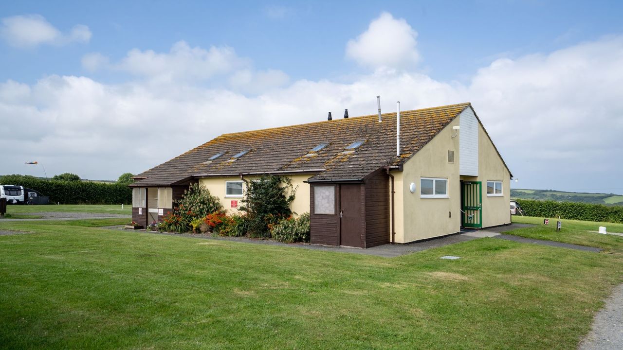 Bude Camping and Caravanning Club Site