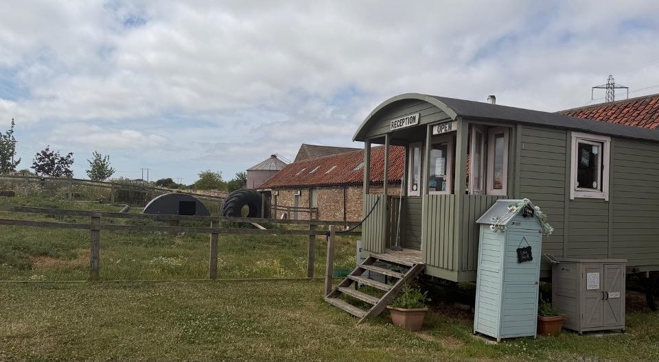 Butt Farm Caravan, Camping & Glamping
