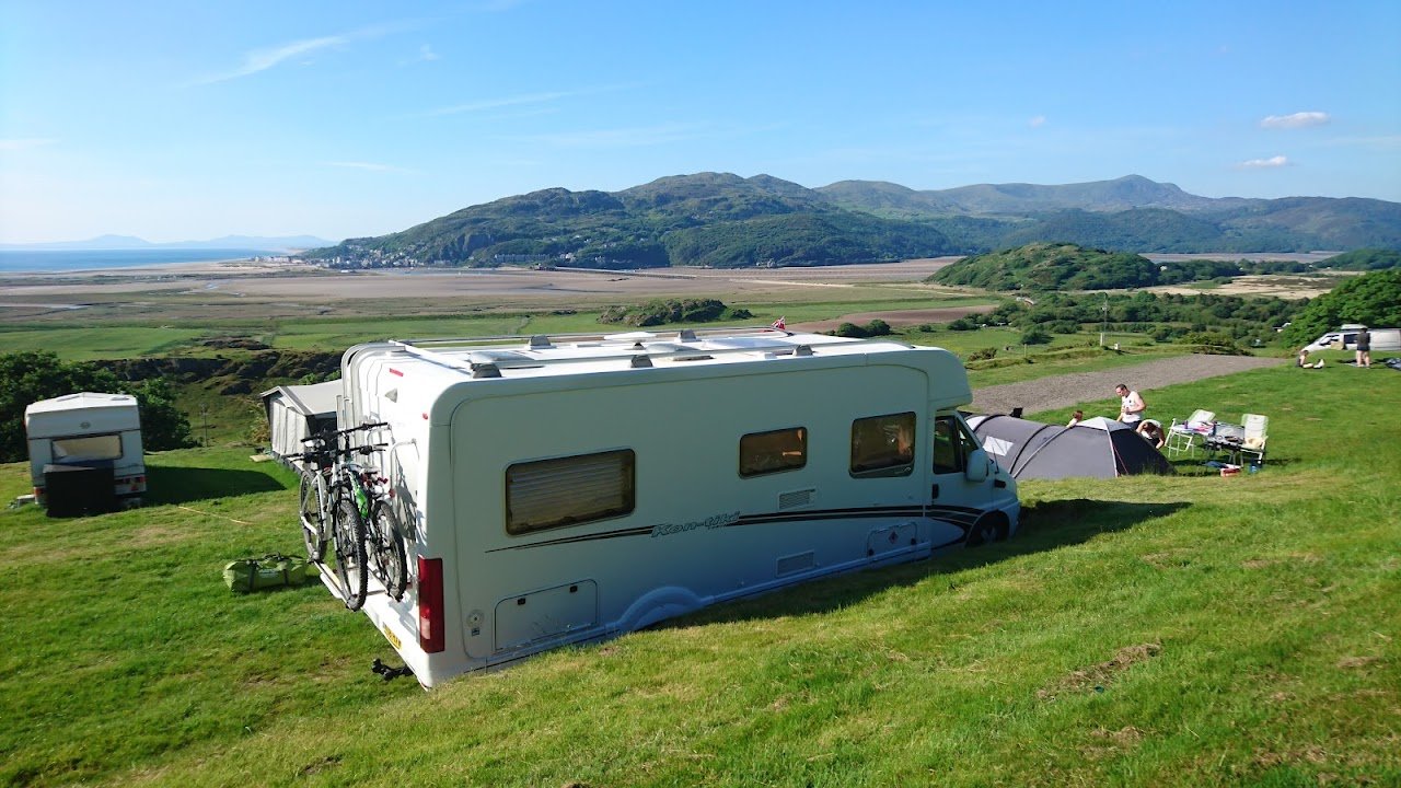 Bwlchgwyn Farm and Pony Trekking
