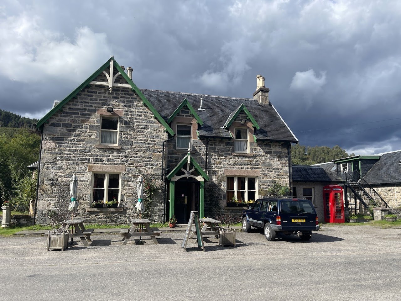 Cannich Caravan & Camping Park