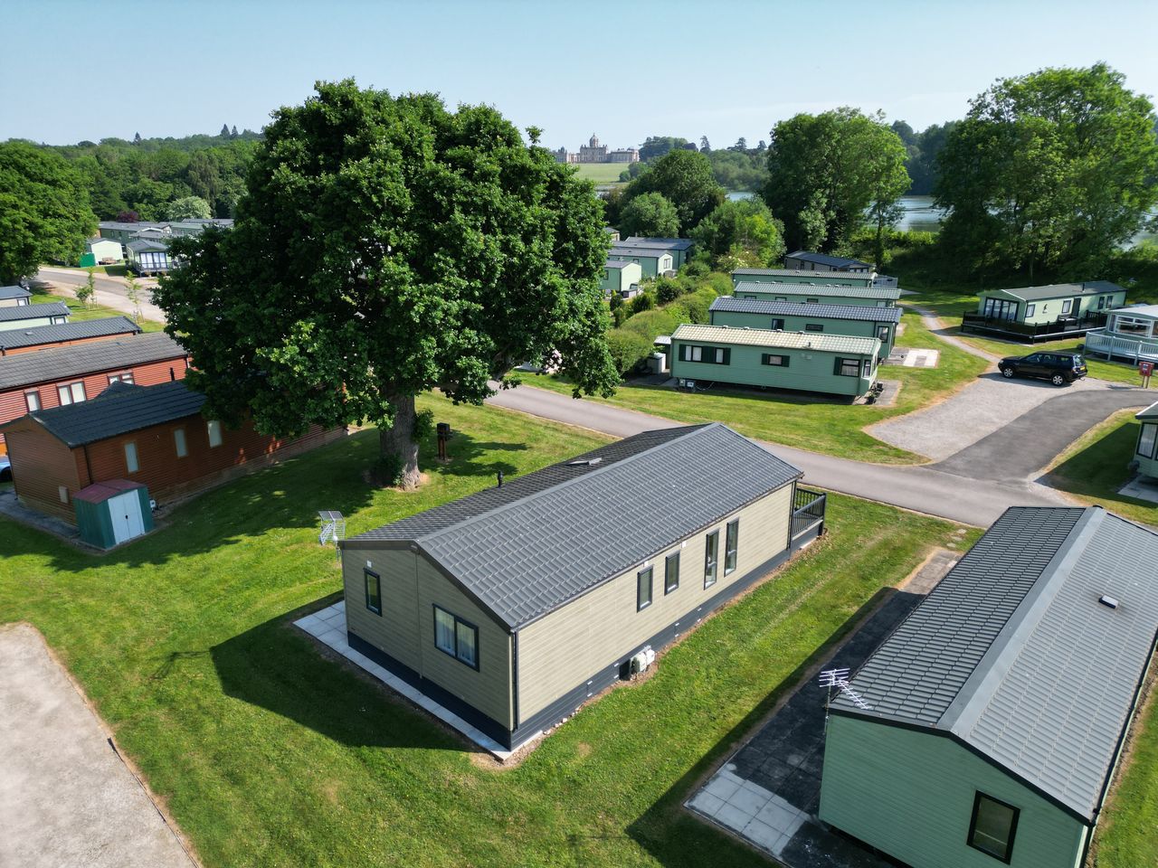 Castle Howard Lakeside Holiday Park