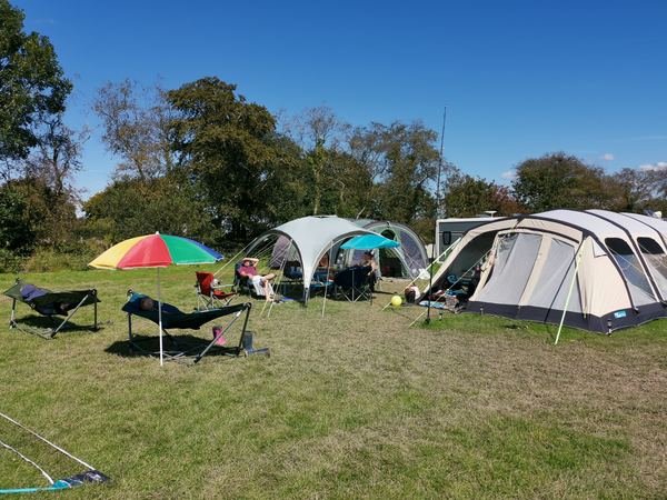 Chelsfield Farm Shop and Holiday Park
