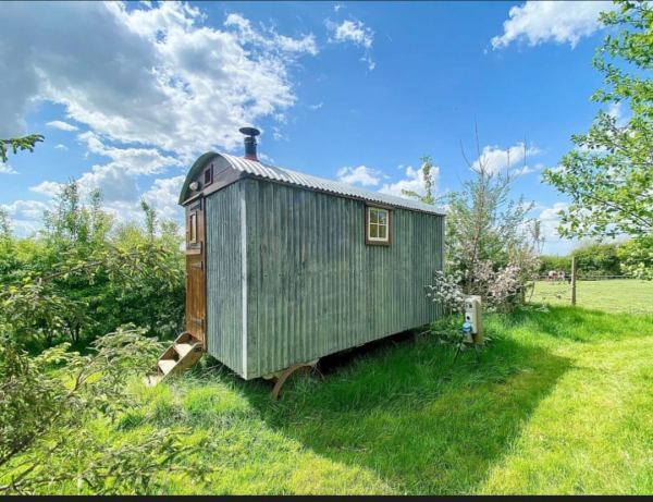Chelworth Fields Shepherd Huts