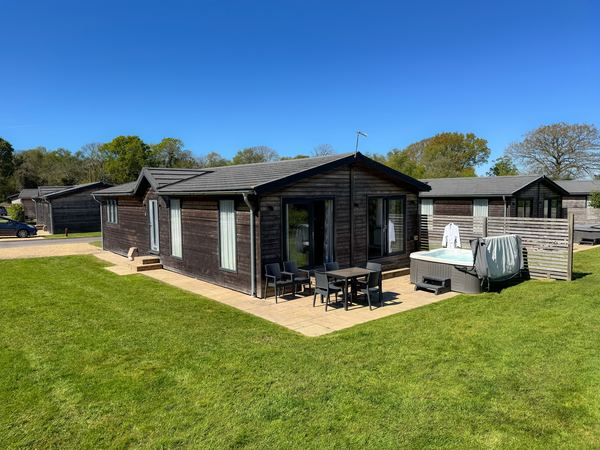 Chestnut Meadow Glamping and Camping