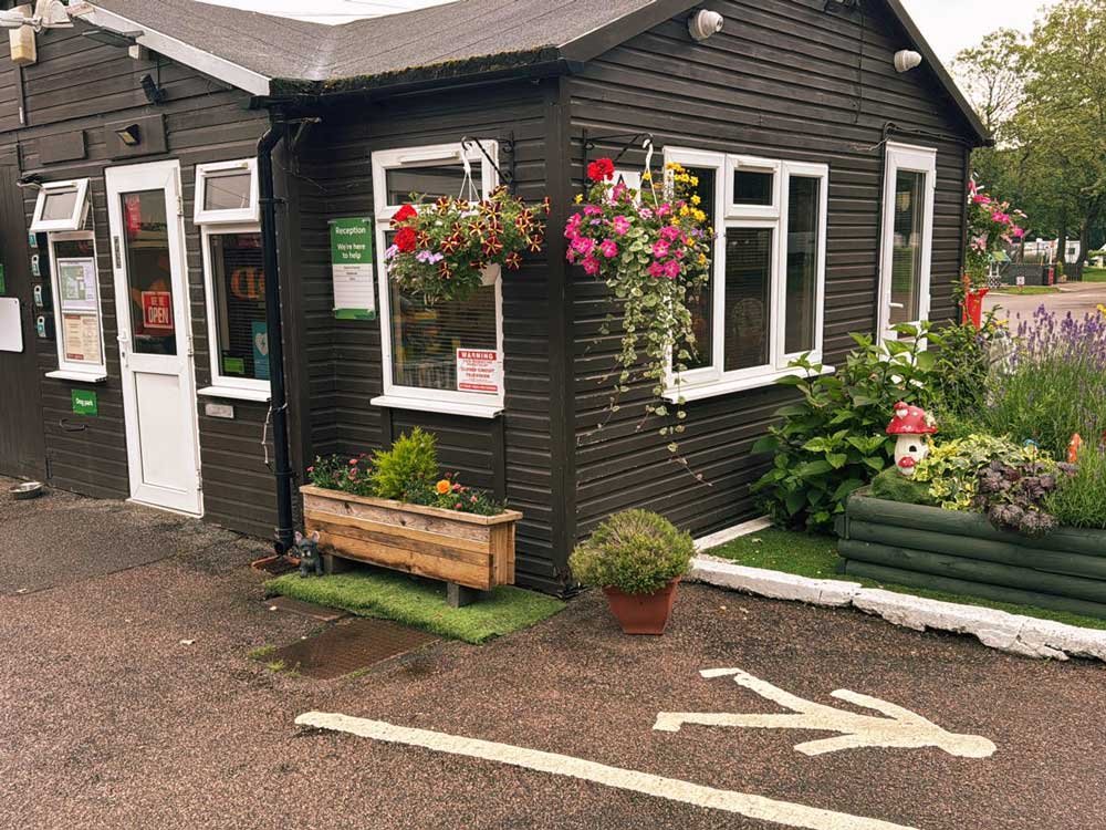 Commons Wood Caravan and Motorhome Club Site