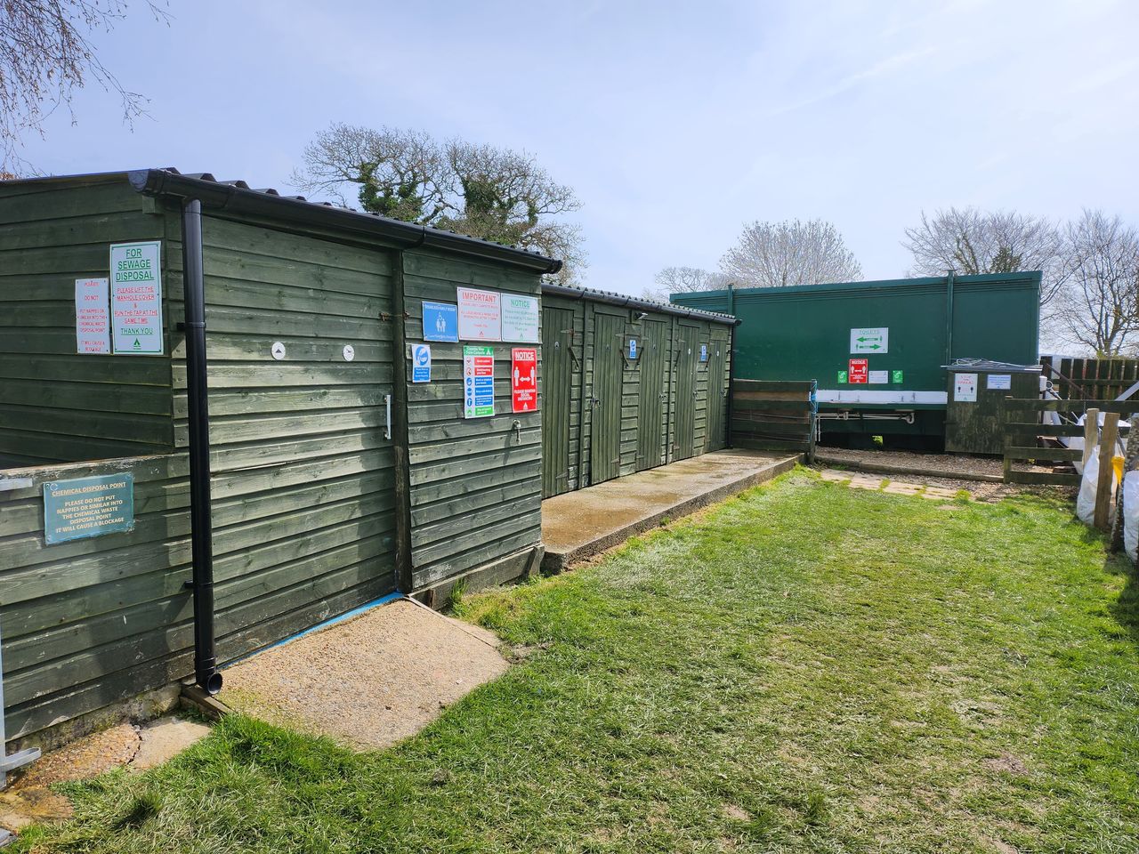 Coombe View Farm Camp and Caravan Site