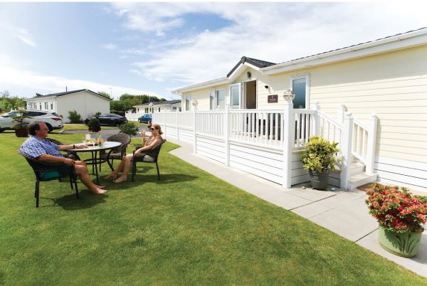 Cowden Holiday Park & Cross Keys