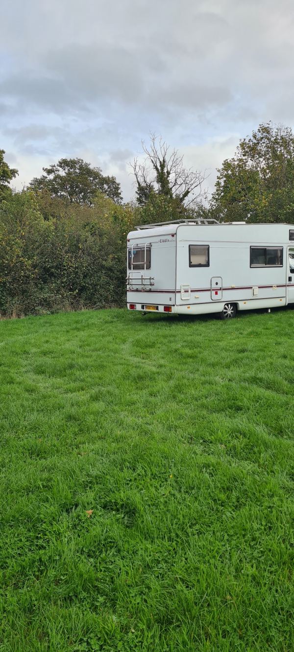 Crosslanes Campsite