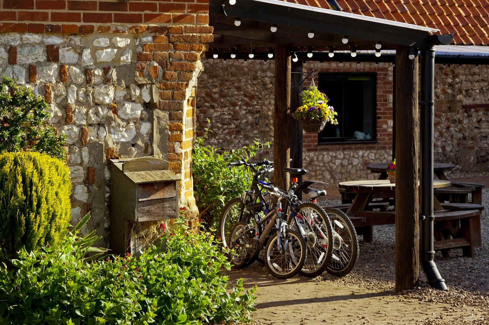 Deepdale Camping & Rooms