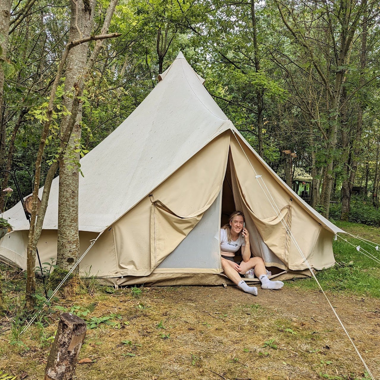 Dorothy Goes Glamping