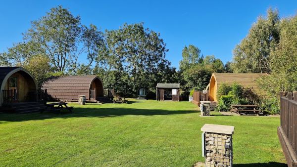 Dougie's Caravan and Camping