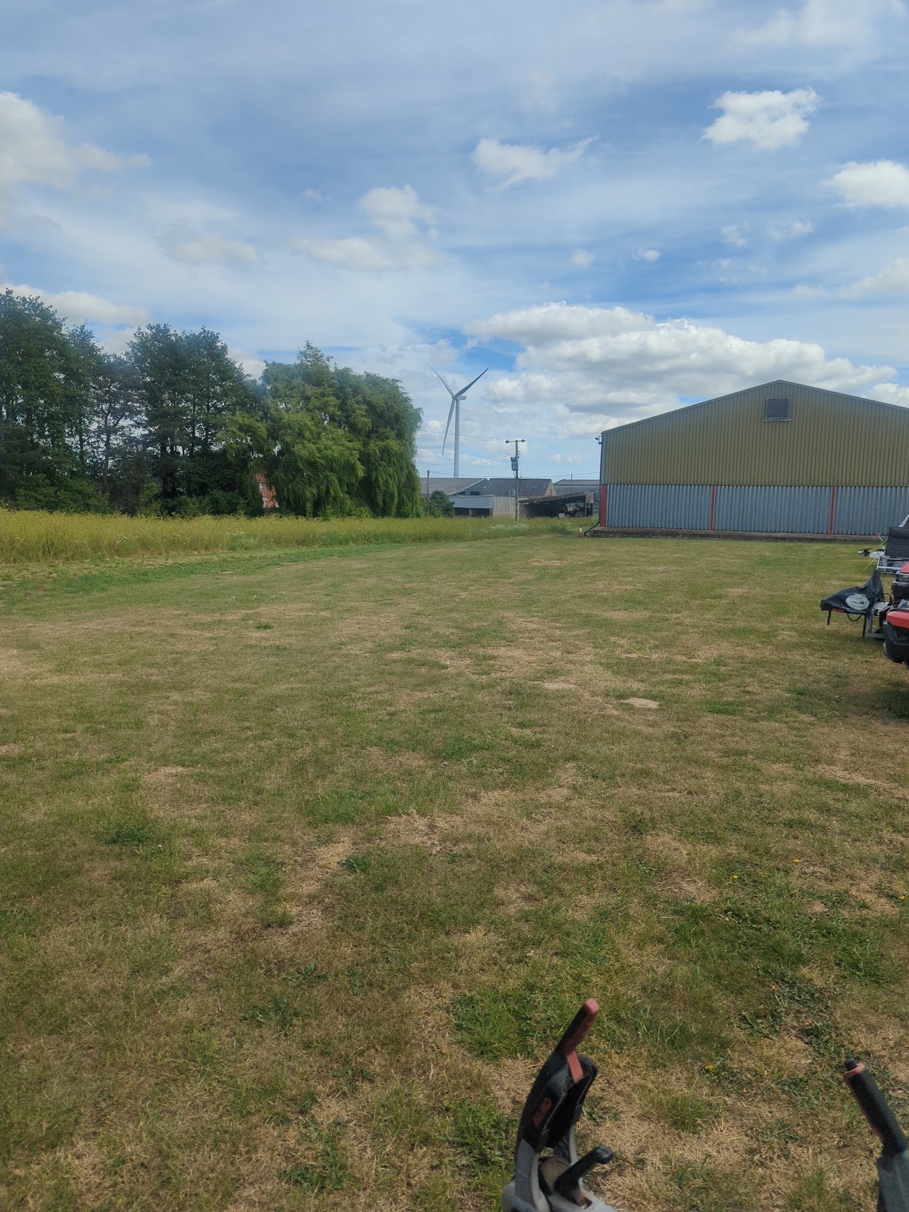 Earls Hall Farm CL