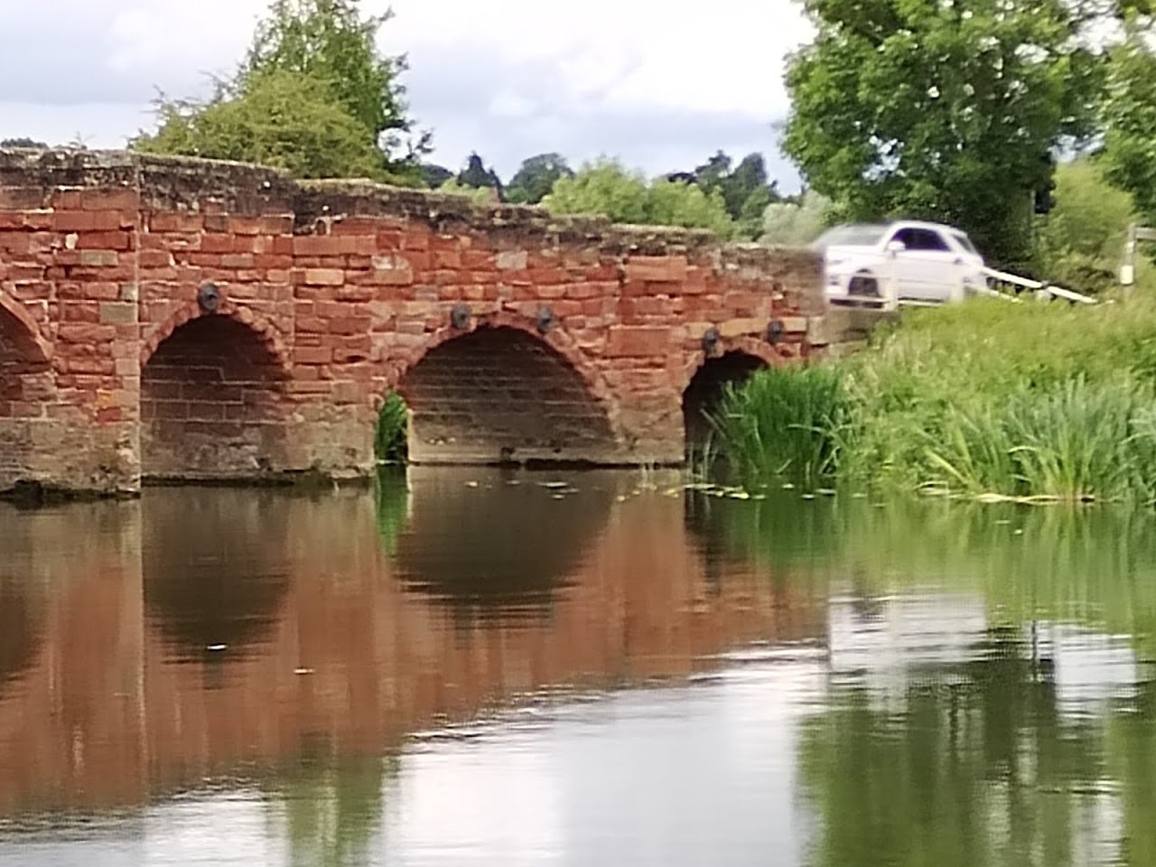 Eckington Riverside Park