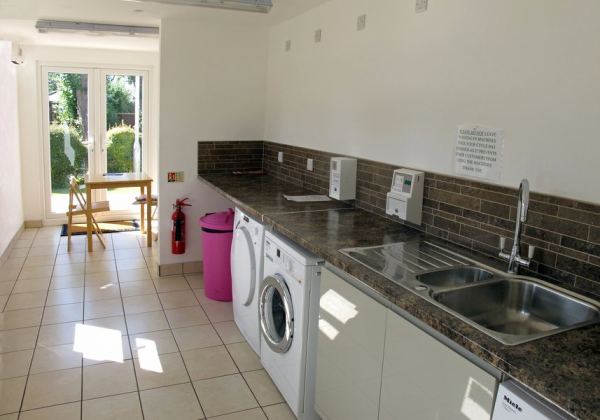 Elliotts Caravan Estate Ltd