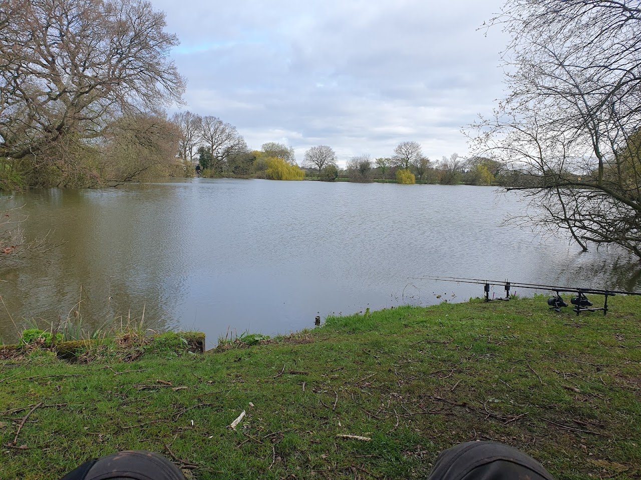 Elvington Fisheries Camping And Caravan Site