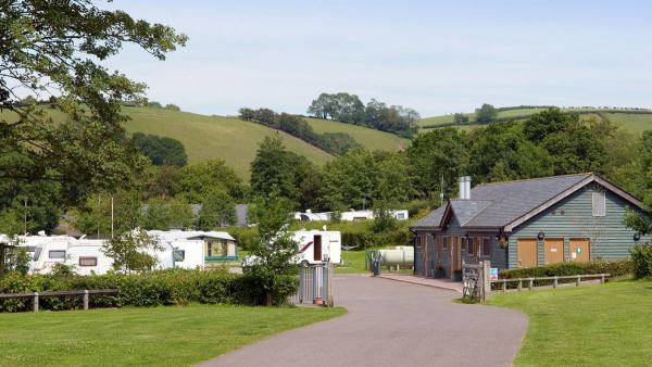 Exebridge  Lakeside Caravan and Motorhome Club Site