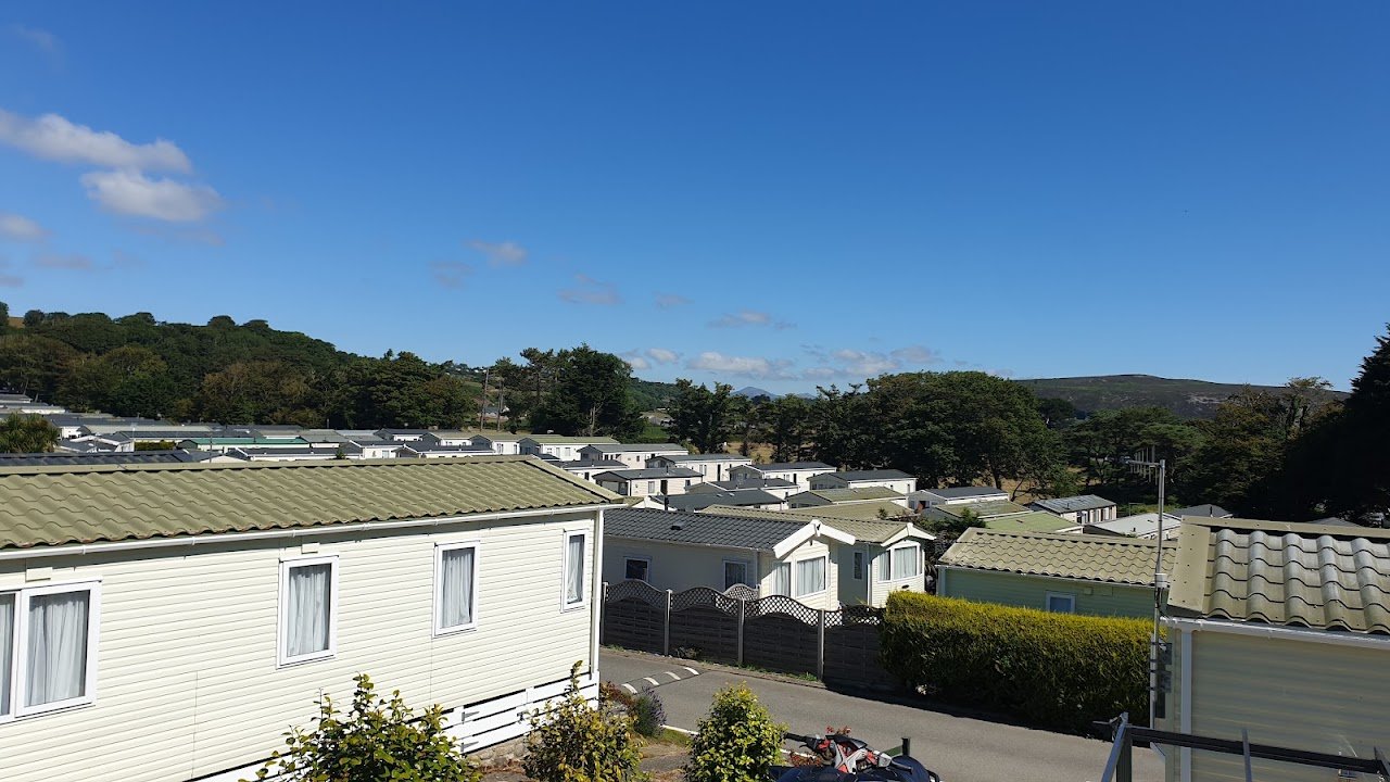 Fach Caravan Park