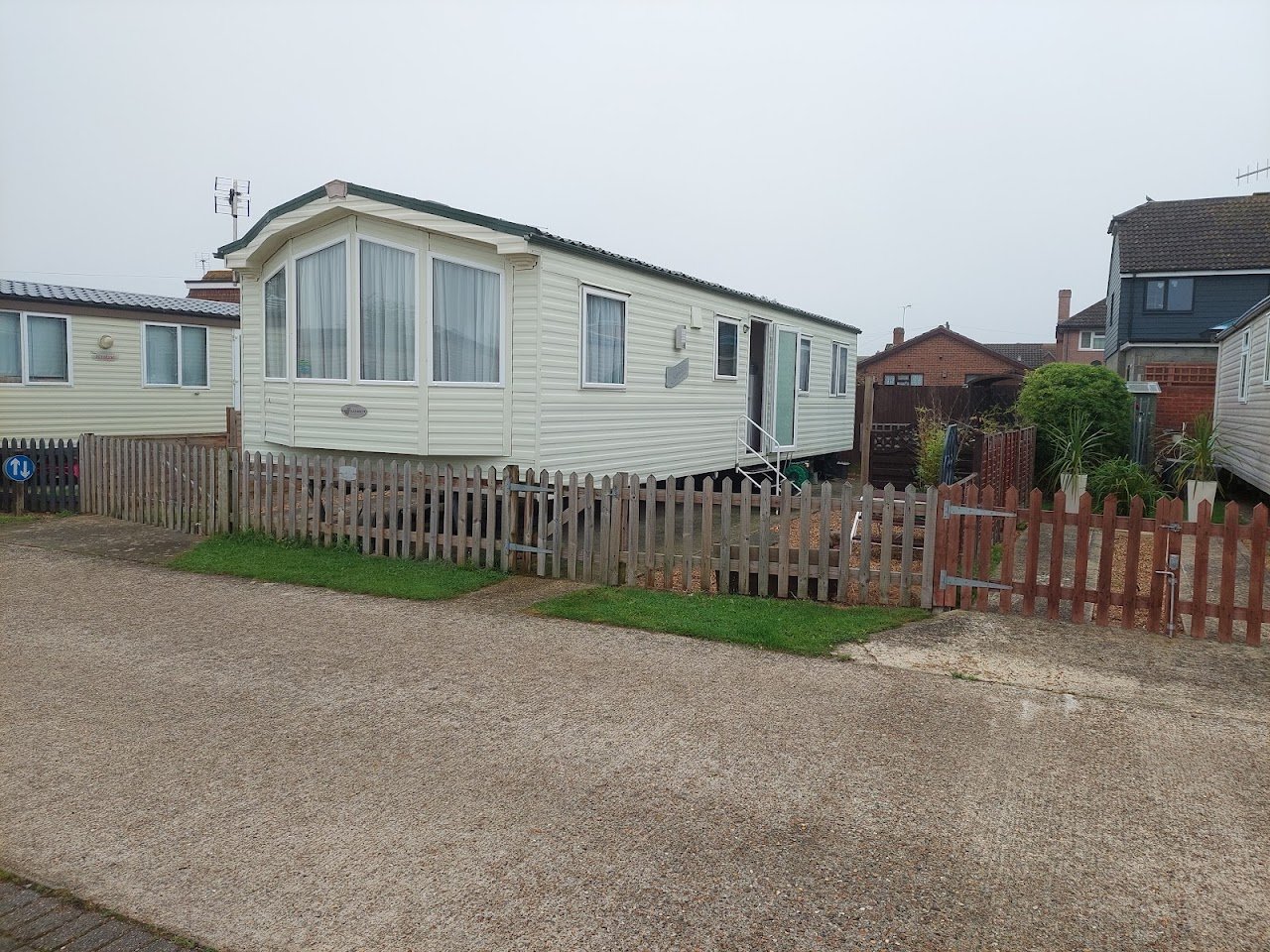 Fishers & Woodcot Caravan Parks