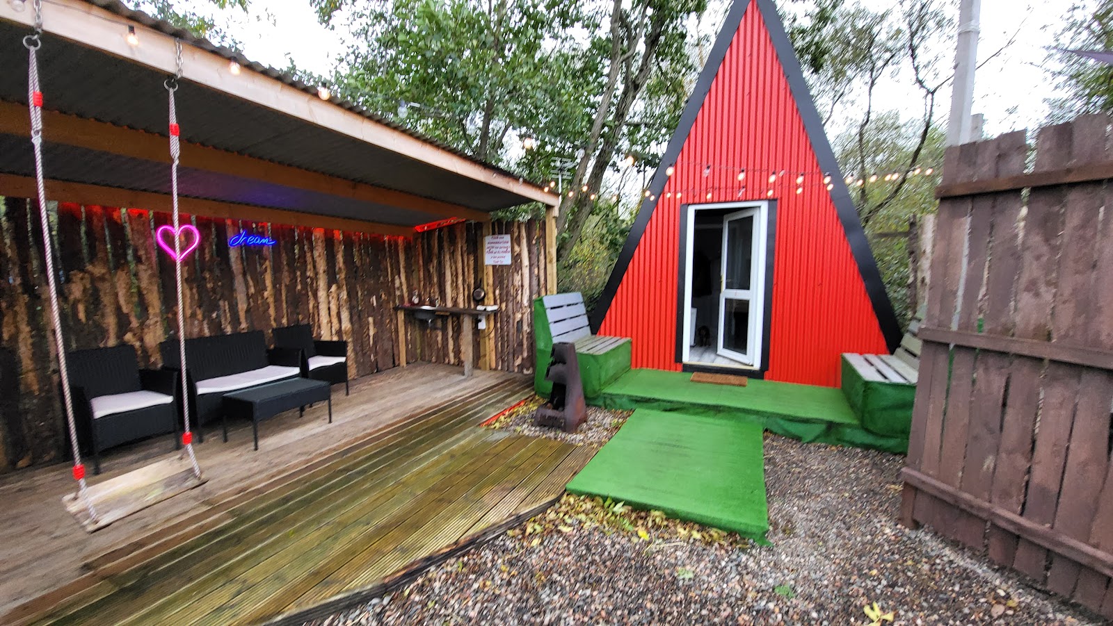 Gracelands Glamping