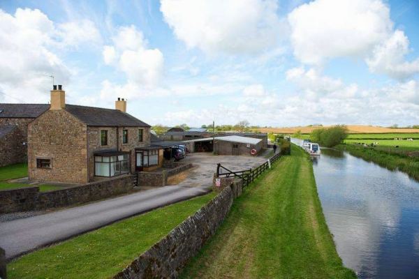 Greaves Farm Caravan And Camping Site