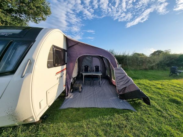 Green Pastures Caravan Park - Romsey