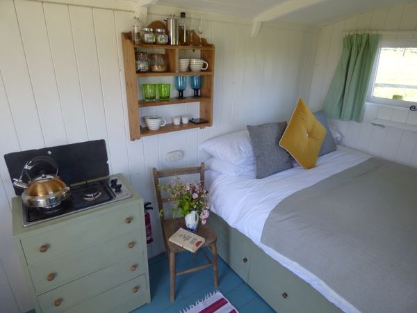 Hideaway Huts