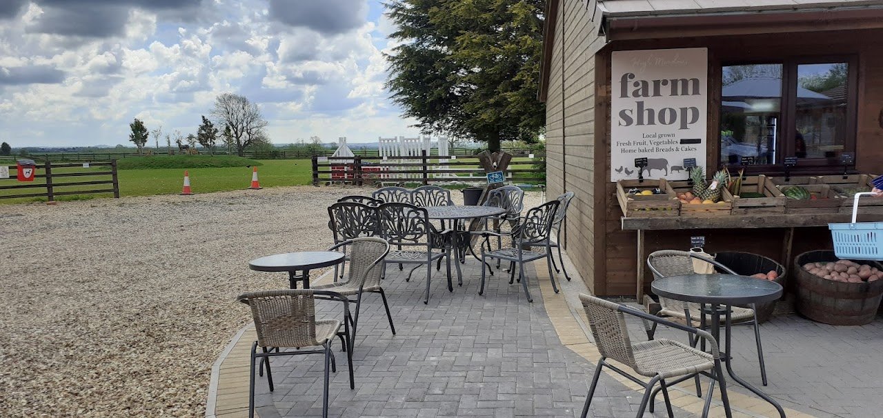 High Meadows Farm - Caravan & Camping