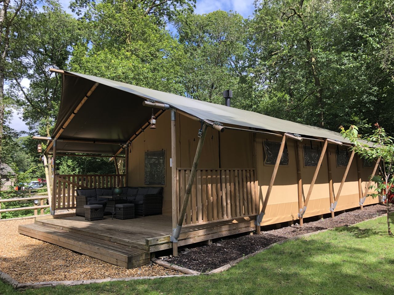 Hill of Oaks Lodge and Caravan Park