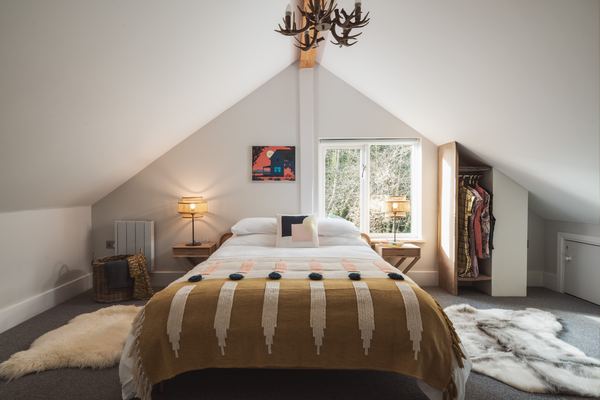 Hinton Hideaways